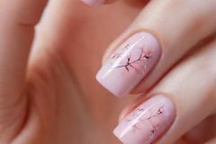 le_nail_art_dans_la_simplicite
